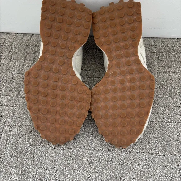 New Balance 327 Sneakers - Picture 4 of 6